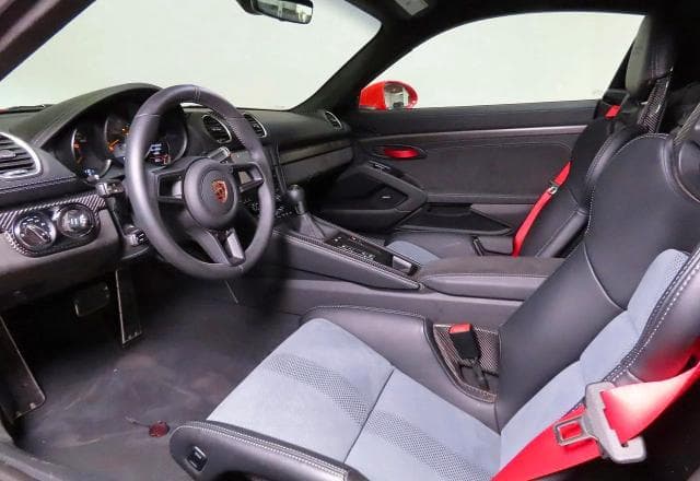 2025 PORSCHE CAYMAN GT4 RS 9