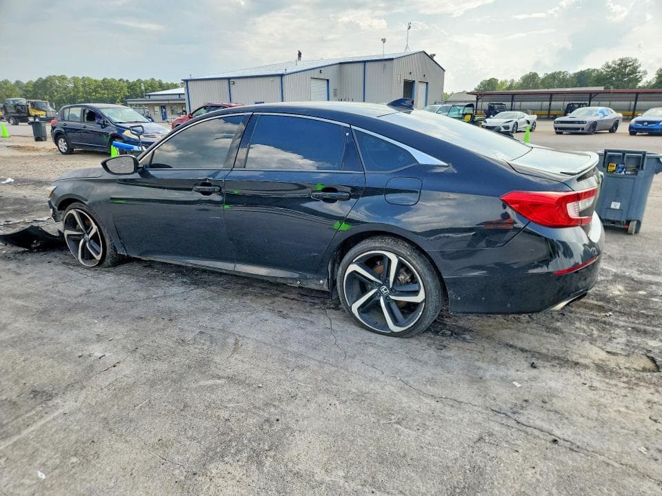 2018 HONDA ACCORD SPORT 2