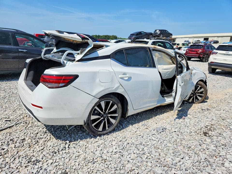 2025 NISSAN SENTRA SV 3