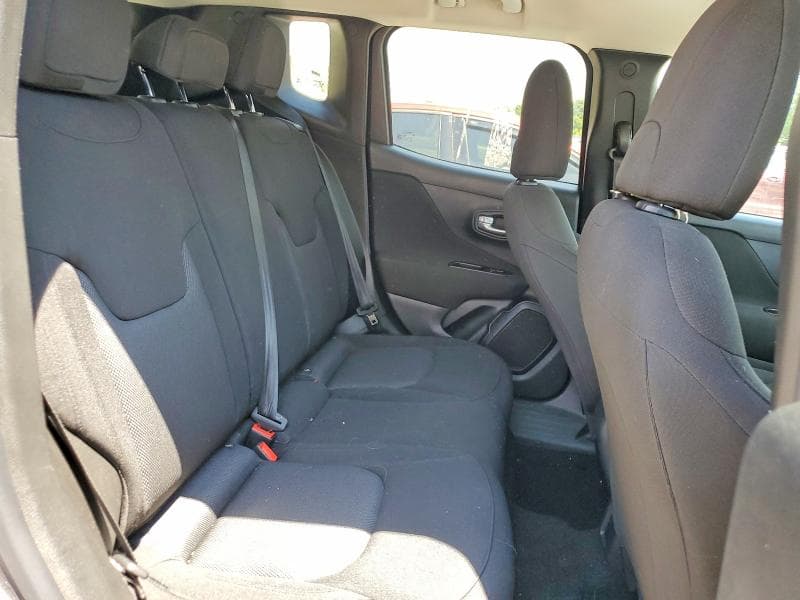 2019 JEEP RENEGADE SPORT 11