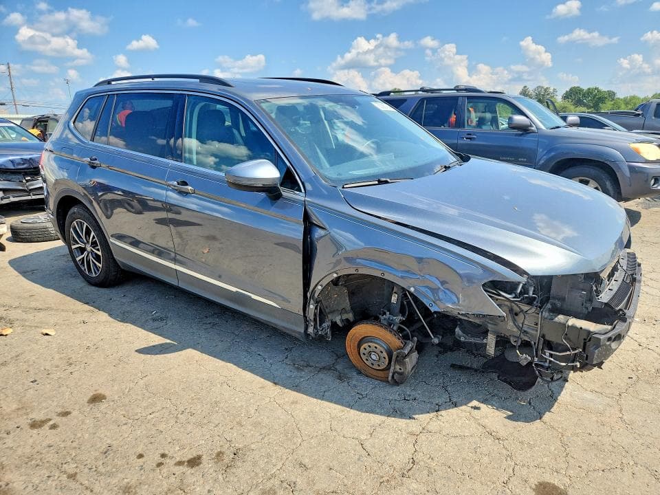 2020 VOLKSWAGEN TIGUAN SE 4