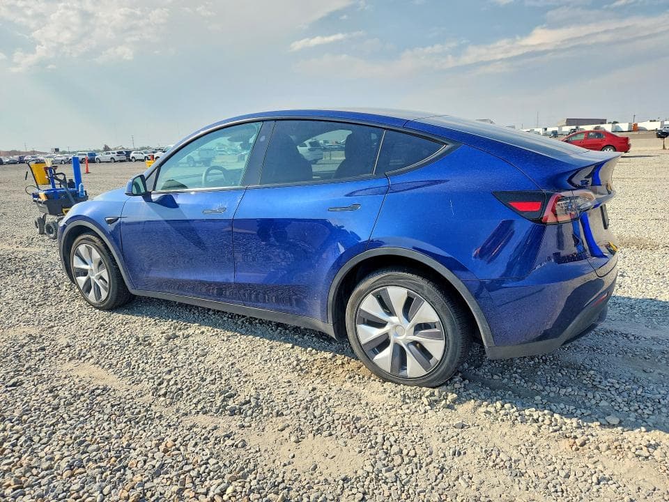 2023 TESLA MODEL Y 2