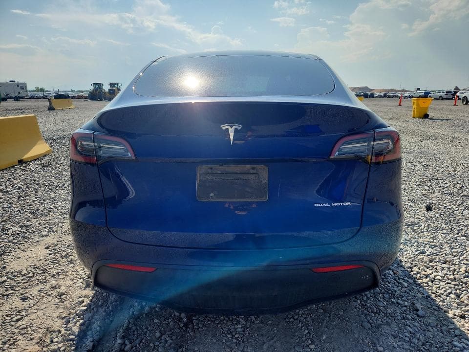 2023 TESLA MODEL Y 6