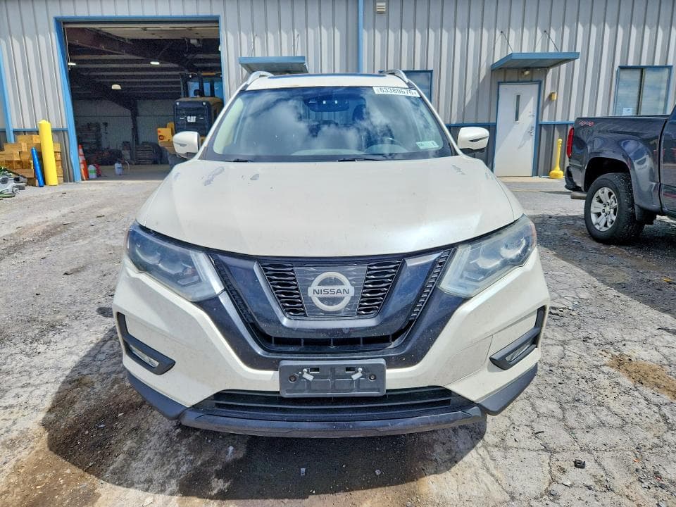 2017 NISSAN ROGUE SL 5