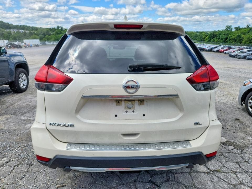 2017 NISSAN ROGUE SL 6