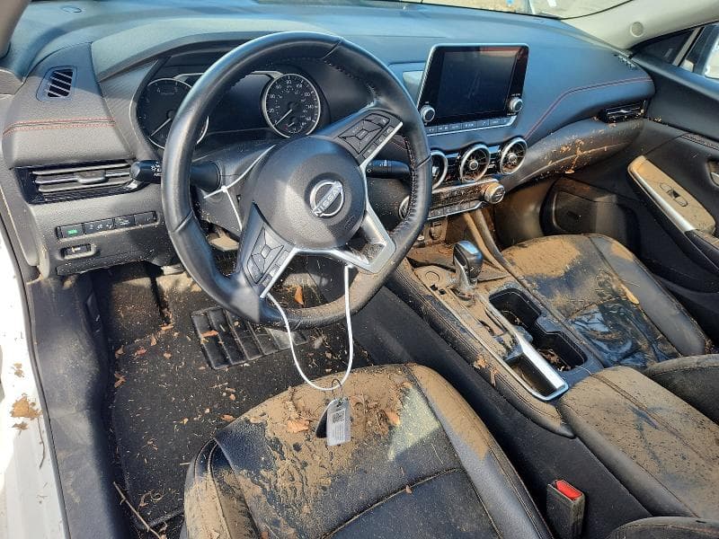 2025 NISSAN SENTRA SR 8