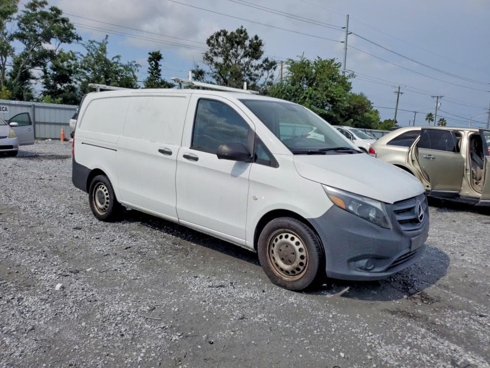 2017 MERCEDES-BENZ METRIS 4