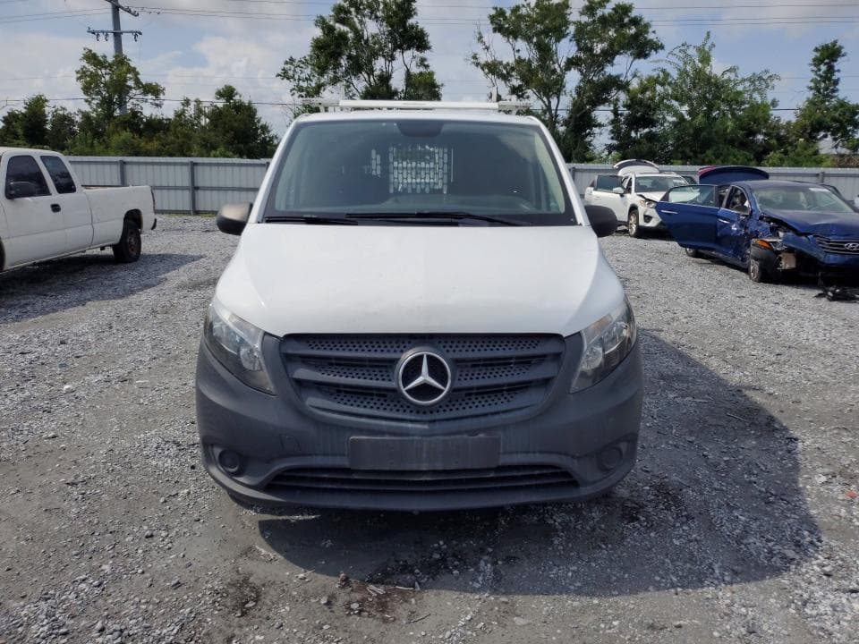 2017 MERCEDES-BENZ METRIS 5