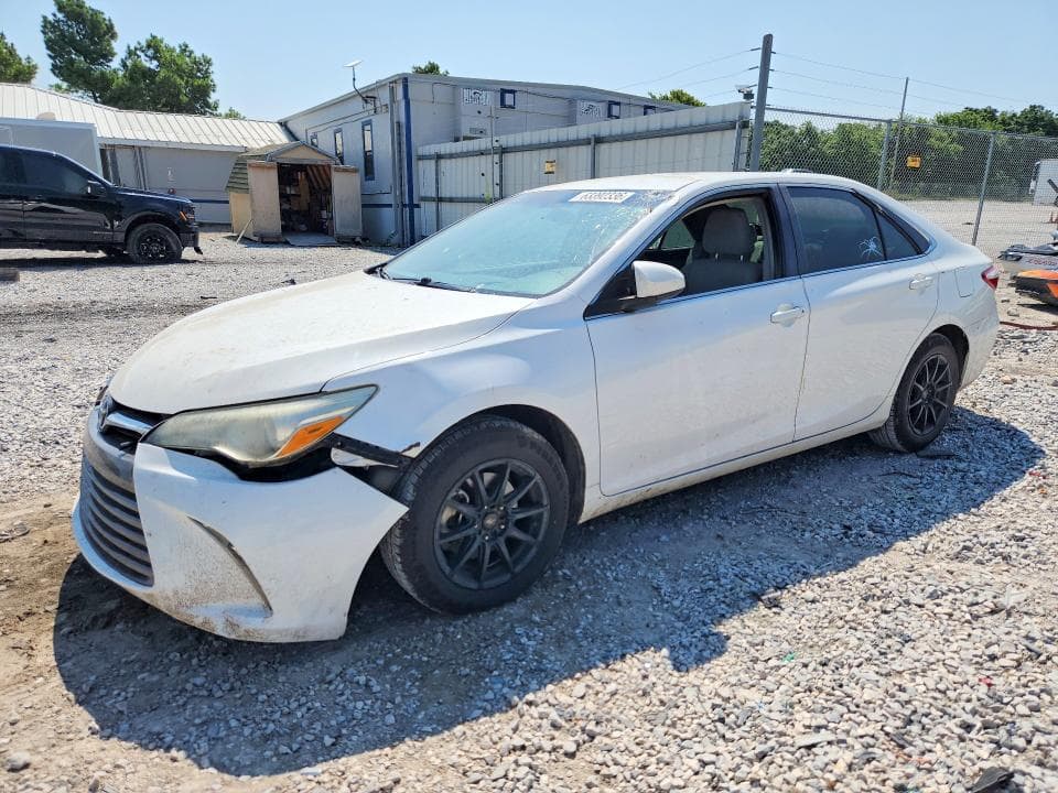 2017 TOYOTA CAMRY LE - 1