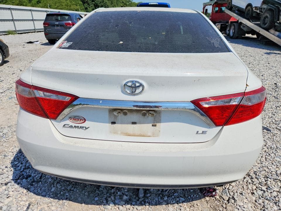 2017 TOYOTA CAMRY LE 6