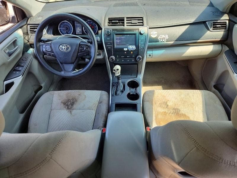 2017 TOYOTA CAMRY LE 8