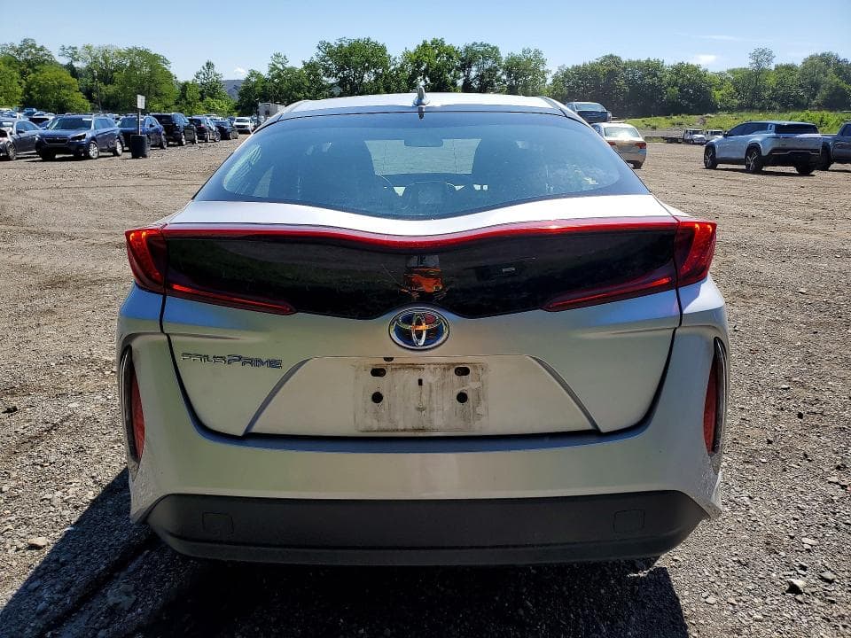 2018 TOYOTA PRIUS PRIME PREMIUM 6