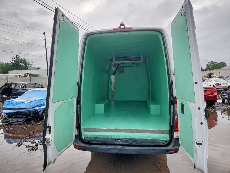 2020 MERCEDES-BENZ SPRINTER 2500 10
