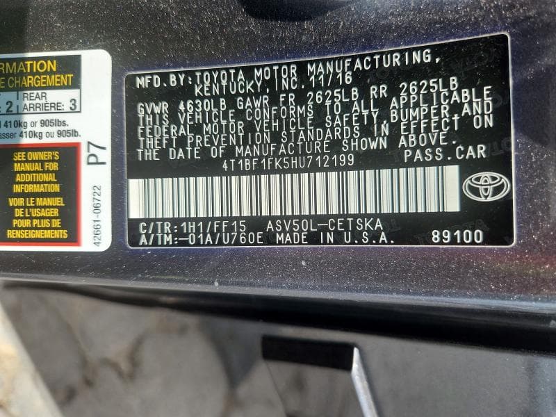 2017 TOYOTA CAMRY SE 12
