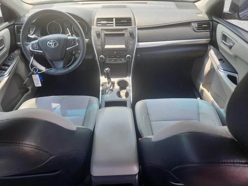 2017 TOYOTA CAMRY SE 8