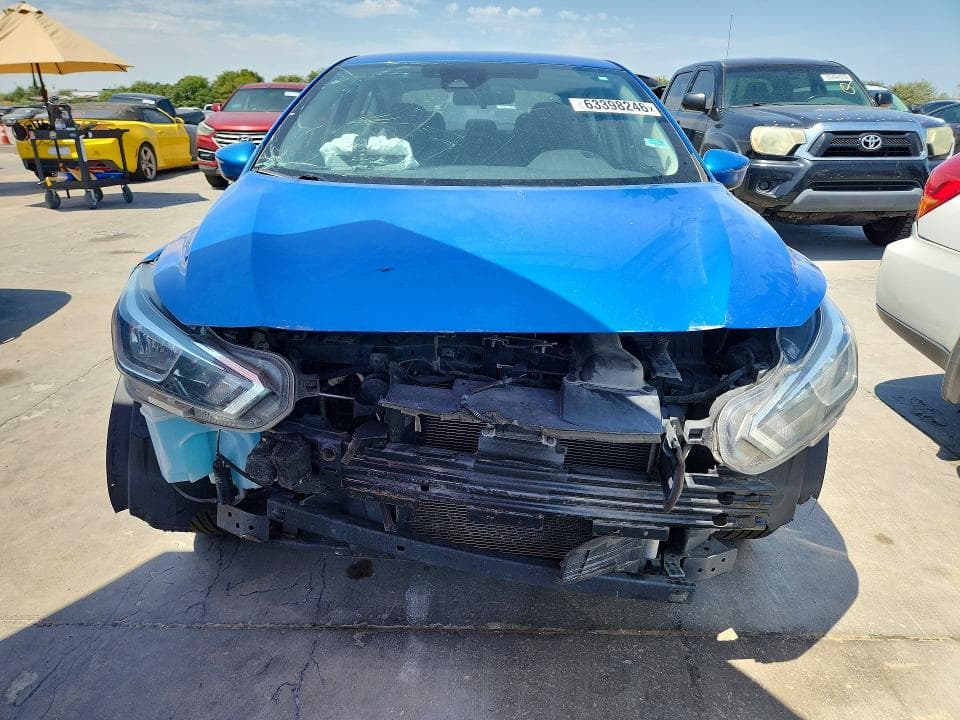 2021 NISSAN VERSA SV 5