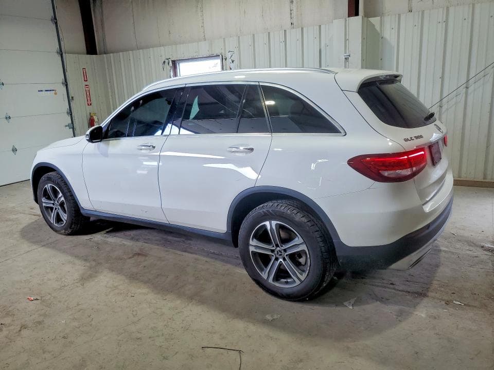 2018 MERCEDES-BENZ GLC 300 4MATIC 2