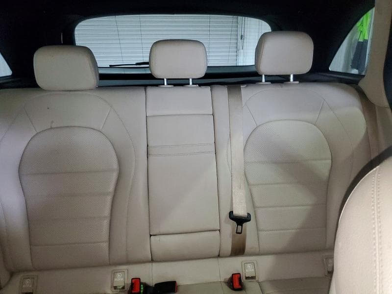 2018 MERCEDES-BENZ GLC 300 4MATIC 10