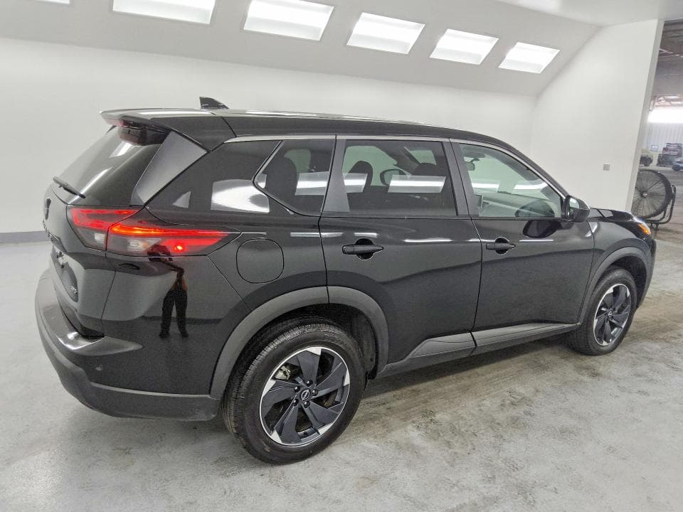 2025 NISSAN ROGUE SV 3