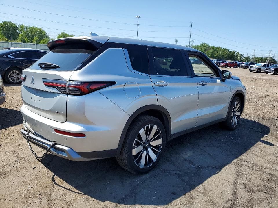 2025 MITSUBISHI OUTLANDER SE 3