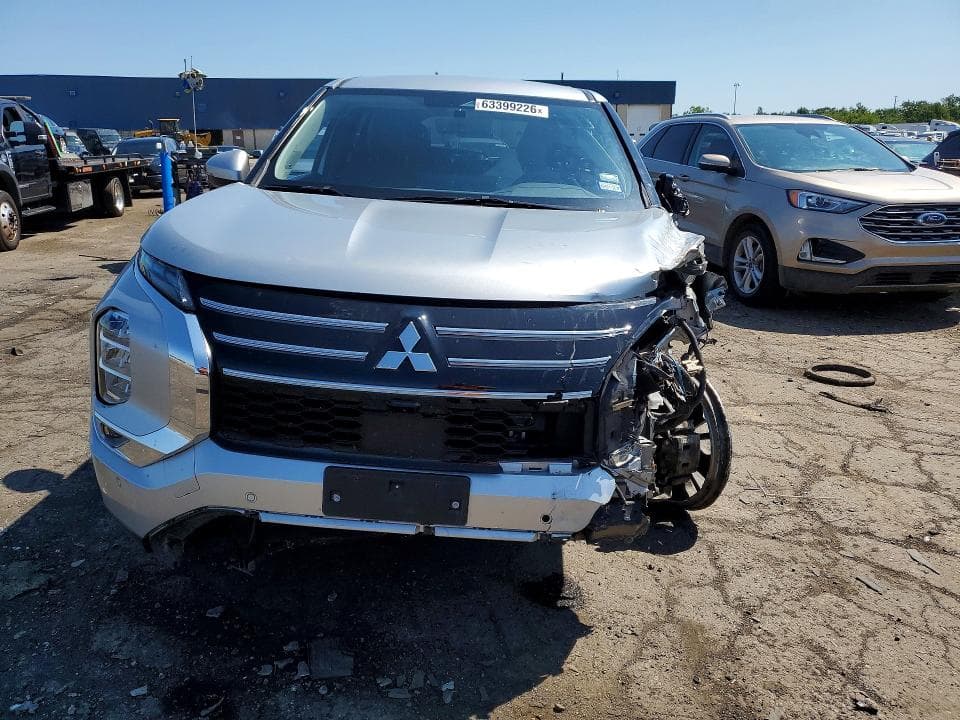 2025 MITSUBISHI OUTLANDER SE 5