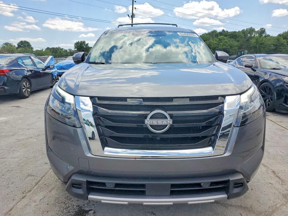 2025 NISSAN PATHFINDER PLATINUM 5