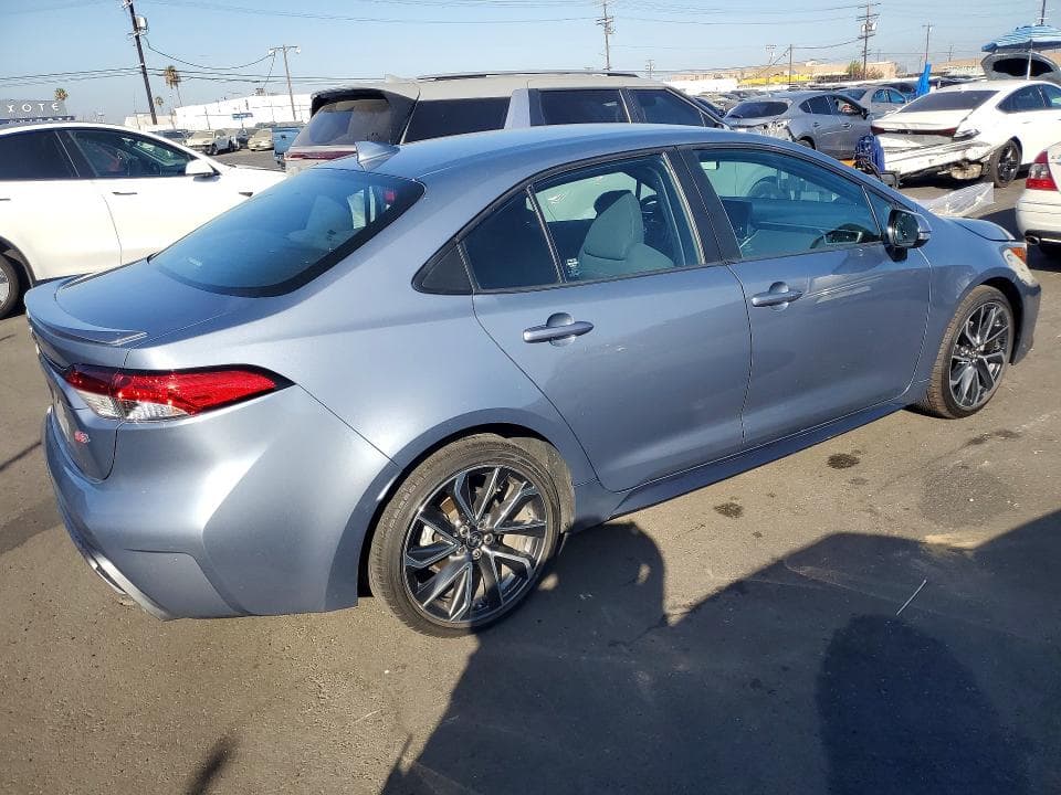 2022 TOYOTA COROLLA SE 3