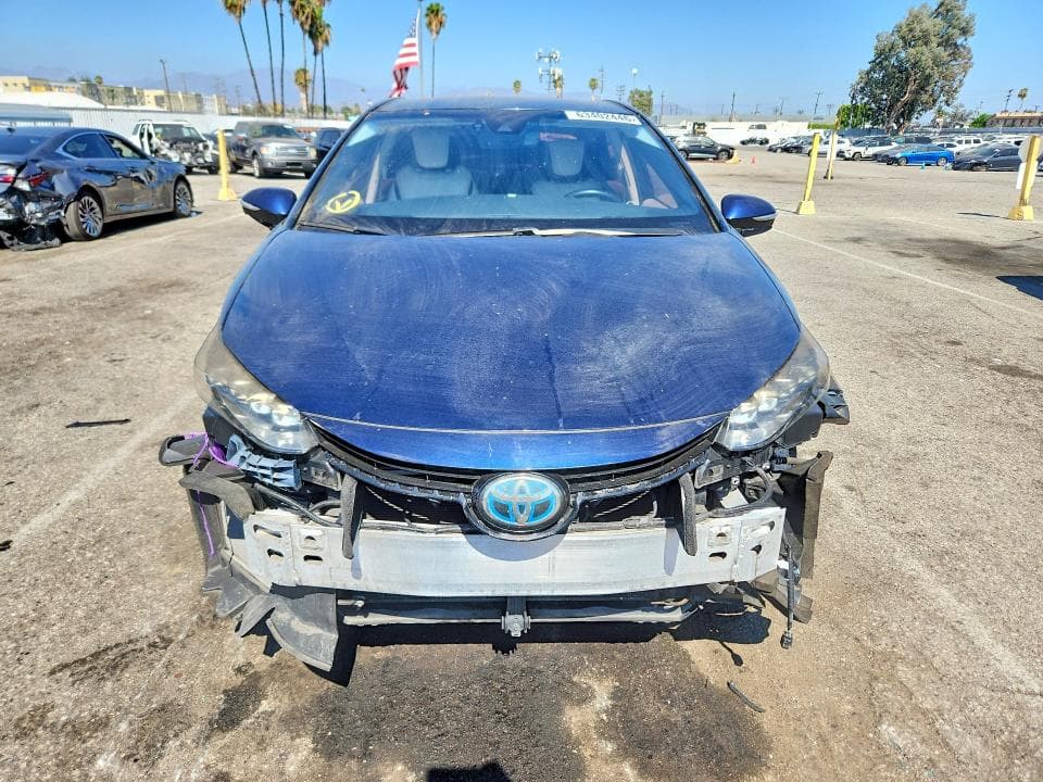 2020 TOYOTA MIRAI BASE 5