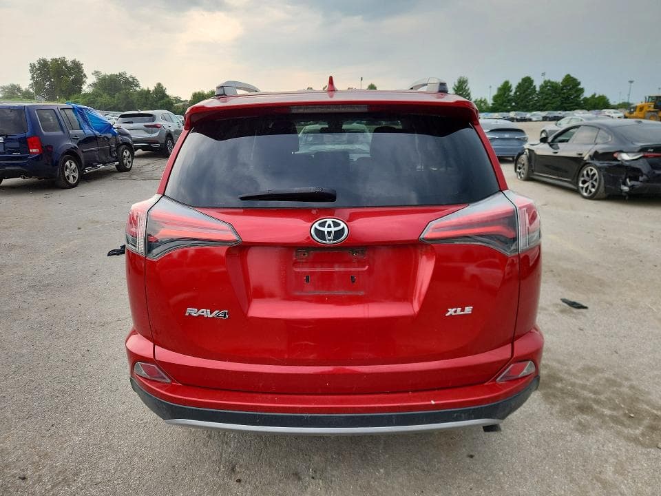 2017 TOYOTA RAV4 XLE 6