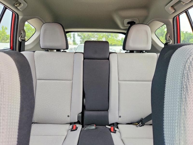 2017 TOYOTA RAV4 XLE 10