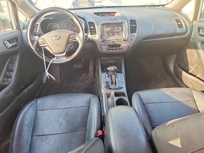 2017 KIA FORTE EX 8