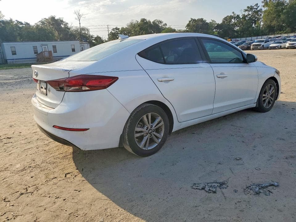 2018 HYUNDAI ELANTRA SEL 3