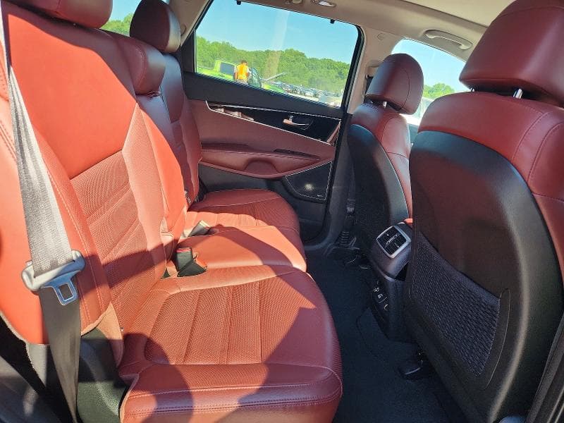 2017 KIA SORENTO SX V6 11