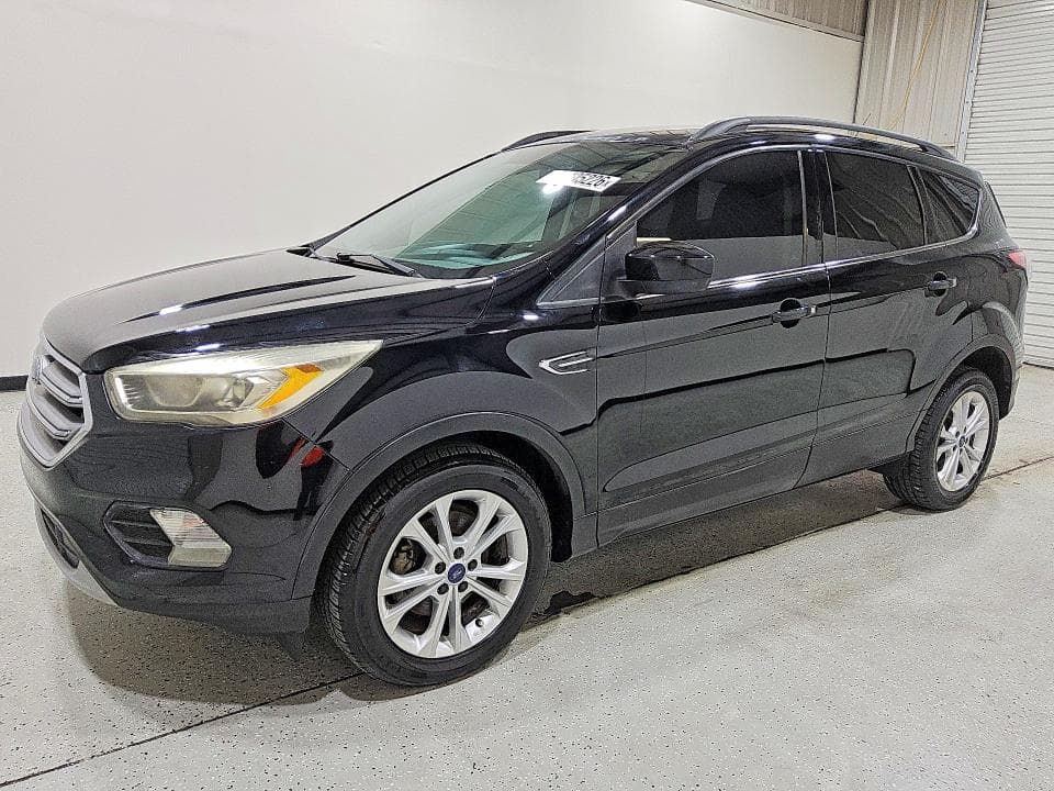 2017 FORD ESCAPE SE - 1