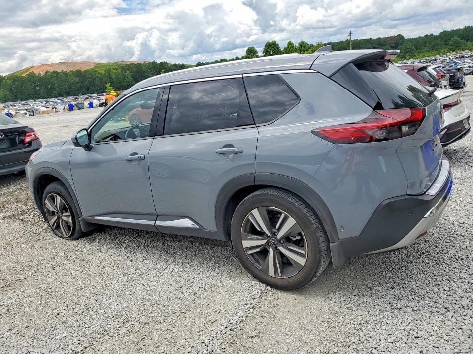 2023 NISSAN ROGUE PLATINUM 2