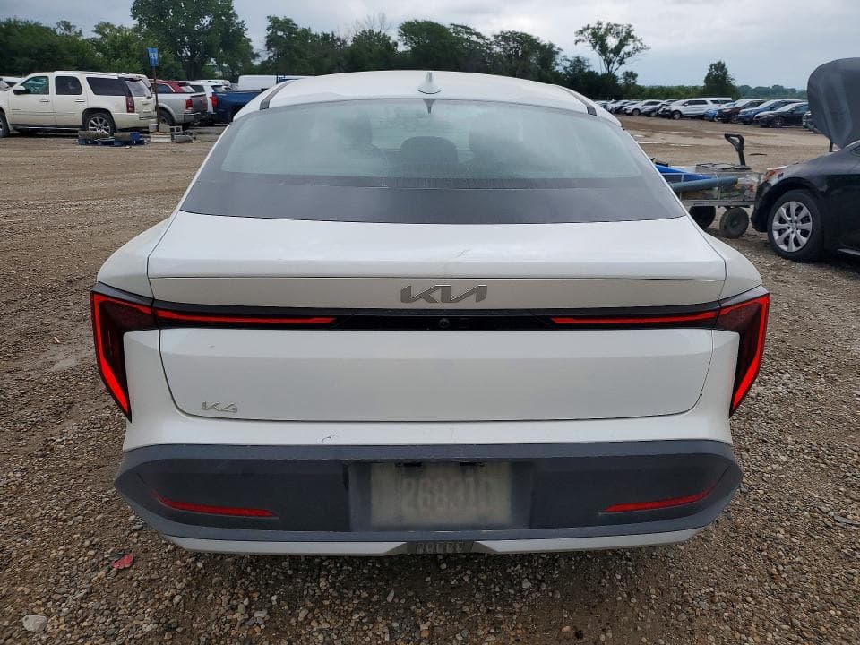 2026 KIA K4 LXS 6