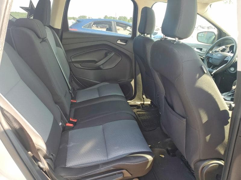 2018 FORD ESCAPE SE 11
