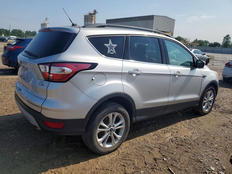 2018 FORD ESCAPE SE 3