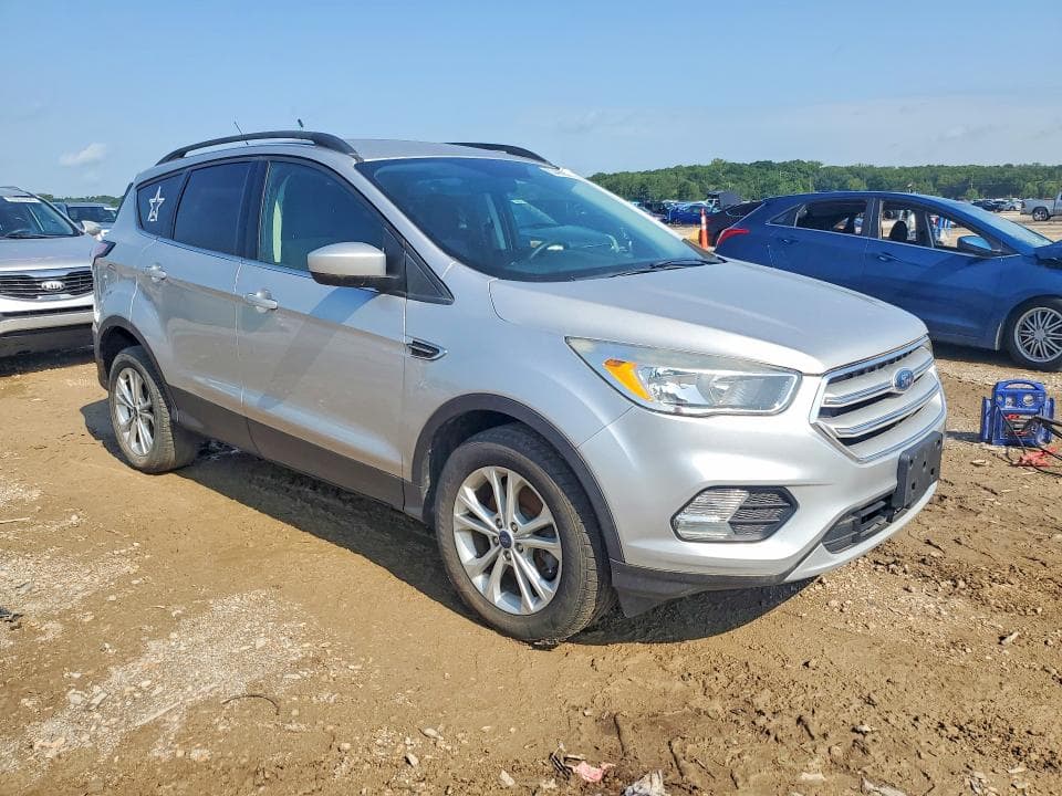 2018 FORD ESCAPE SE 4