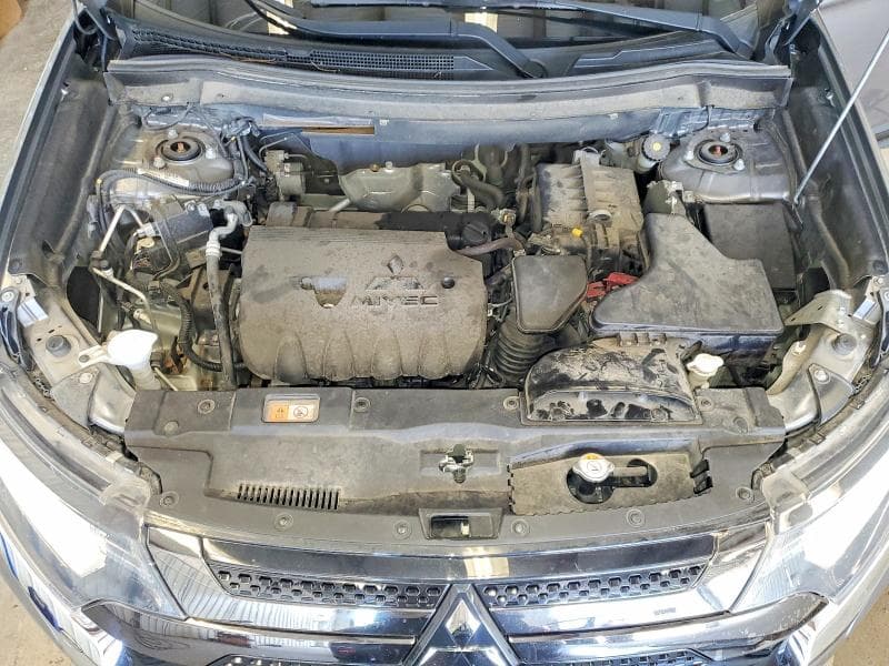 2019 MITSUBISHI OUTLANDER SE 12