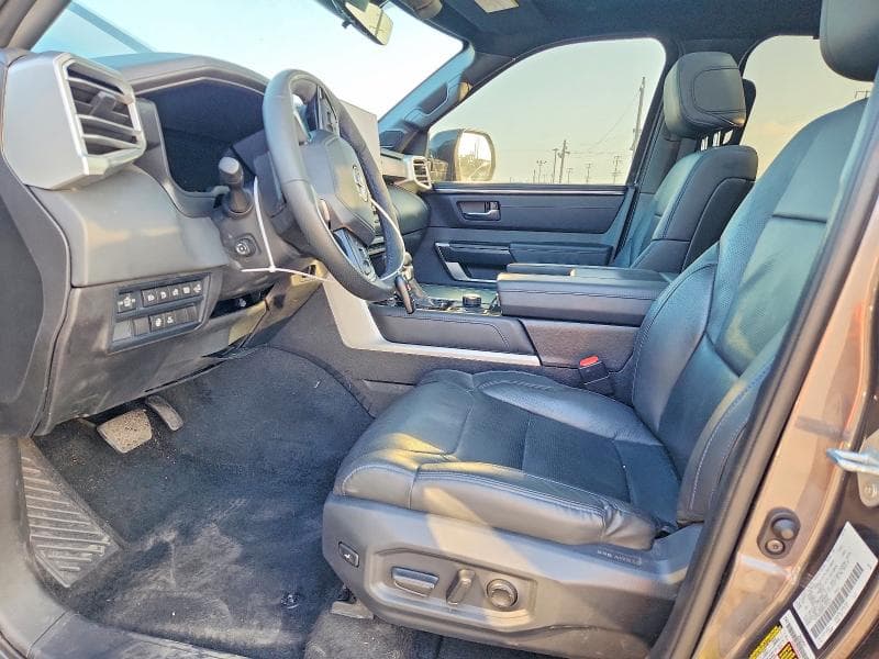 2025 TOYOTA TUNDRA PLATINUM HV 7