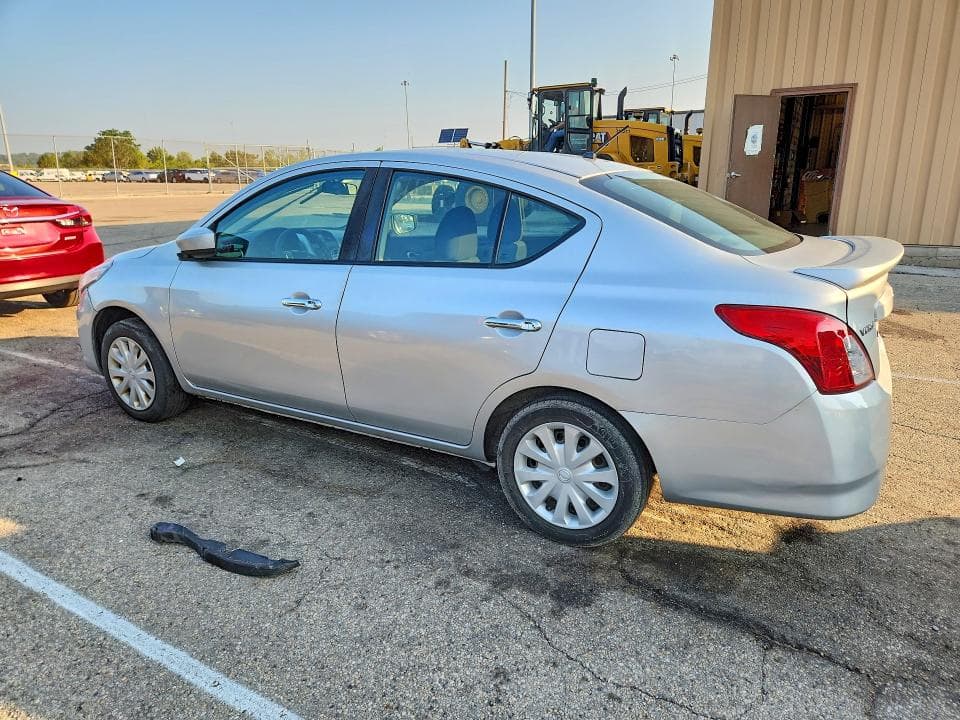 2018 NISSAN VERSA SV 2