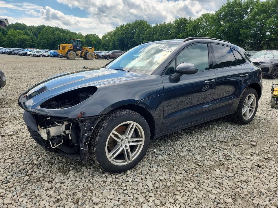 2017 PORSCHE MACAN - 1