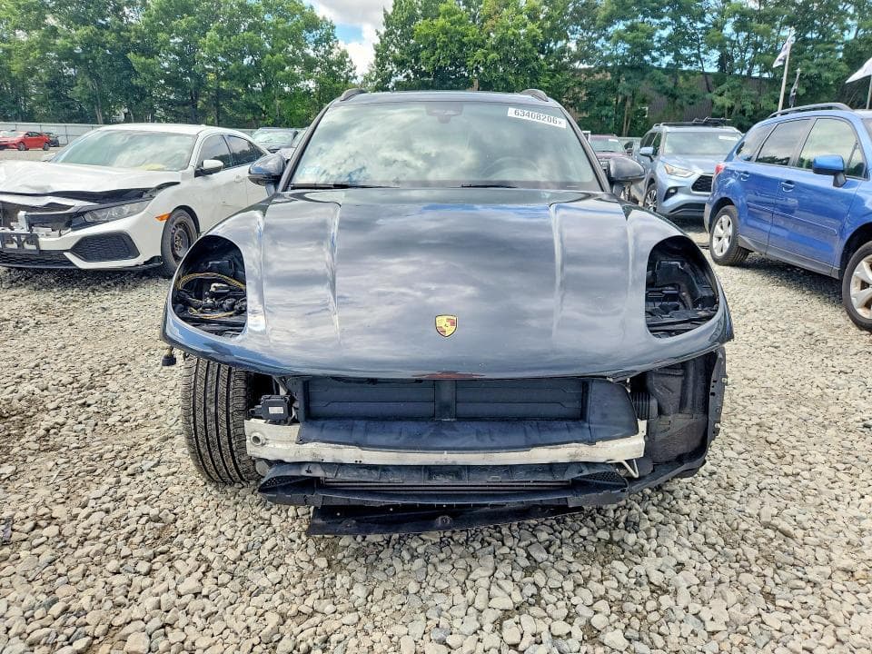 2017 PORSCHE MACAN 5