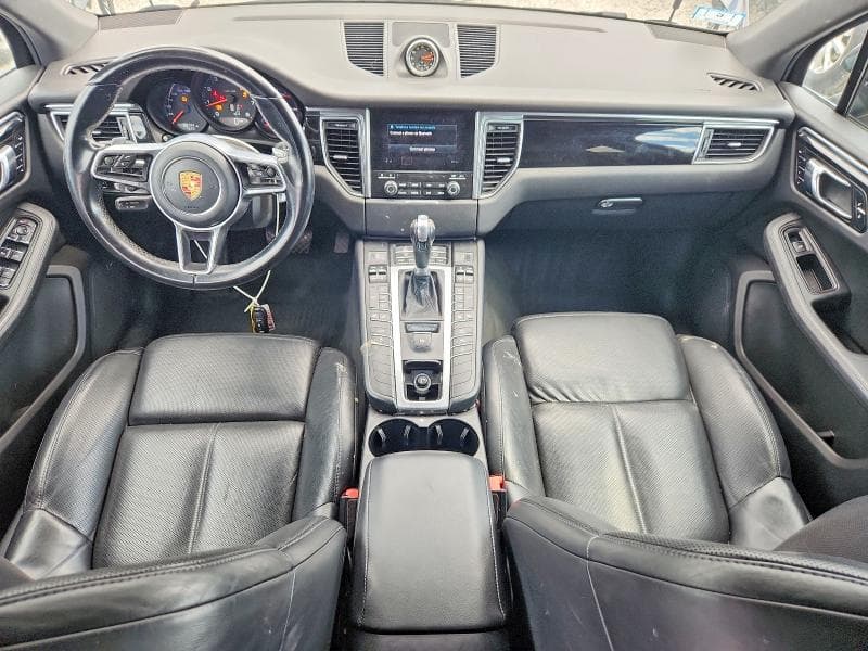 2017 PORSCHE MACAN 8