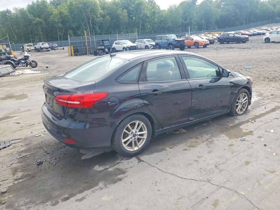 2017 FORD FOCUS SE 3