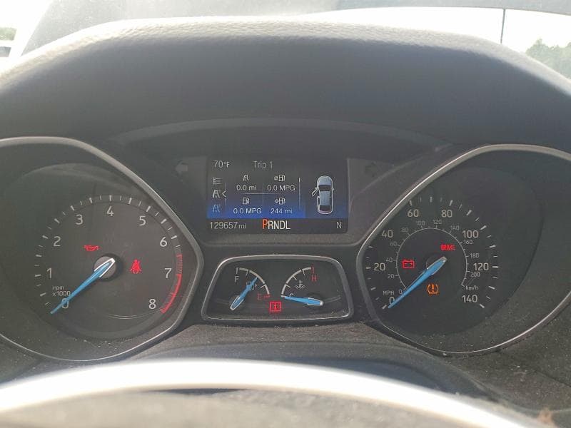2017 FORD FOCUS SE 9