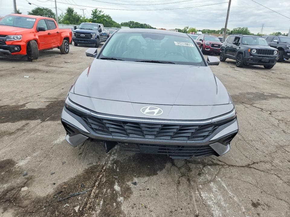 2024 HYUNDAI ELANTRA LIMITED 5