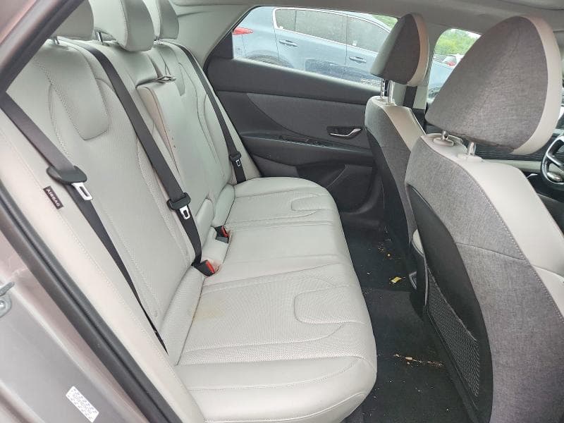2024 HYUNDAI ELANTRA LIMITED 10