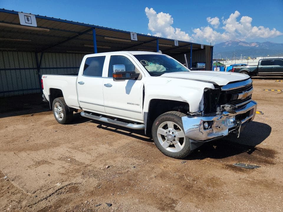 2017 CHEVROLET SILVERADO K2500 HEAVY DUTY LTZ 4